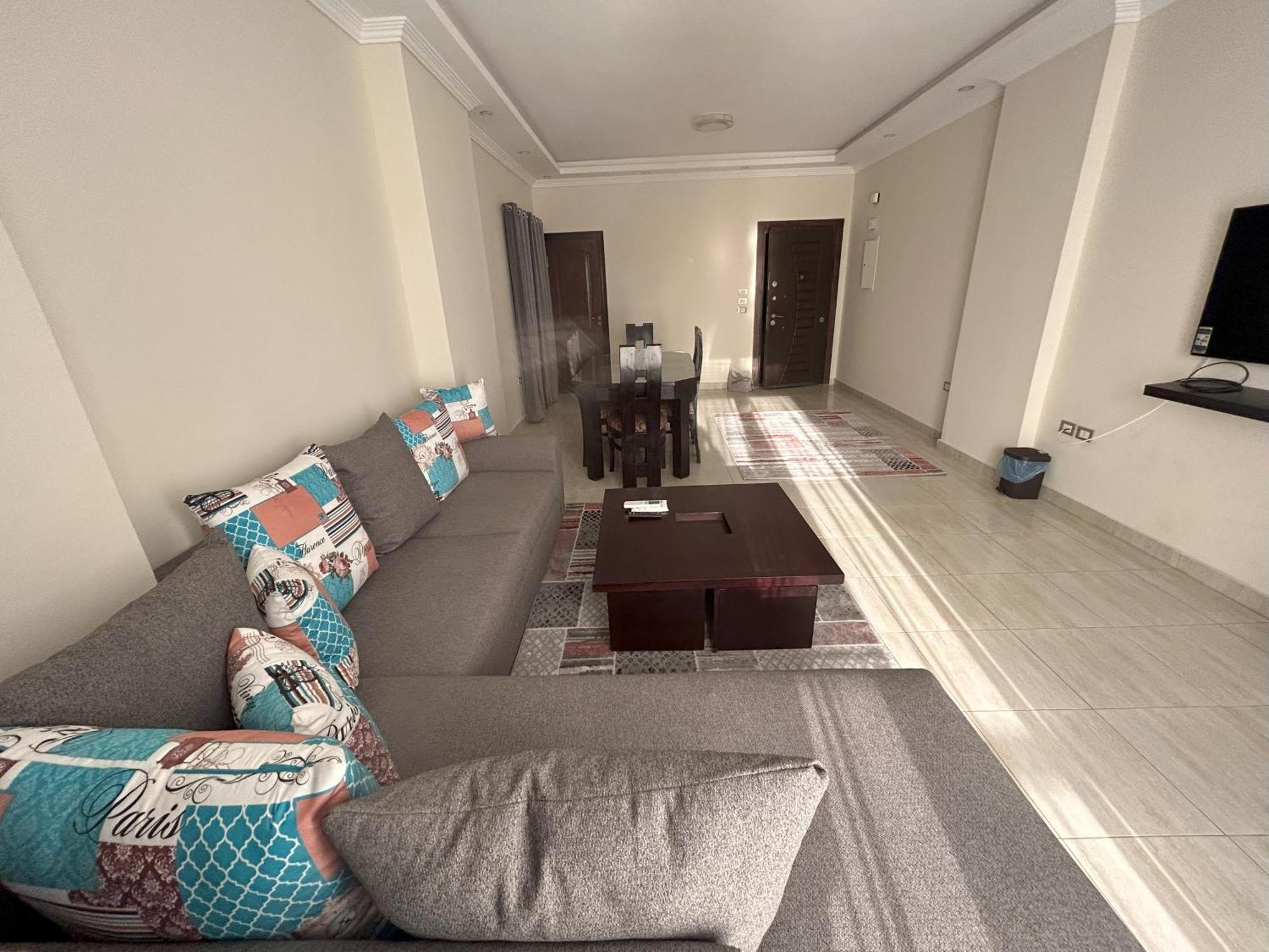 Luxury Apartments Beside Mall Of Arabia And Dar Al-Fouad Hospital - Families Only- No Alcoholic Beverages 6th of October City Екстериор снимка