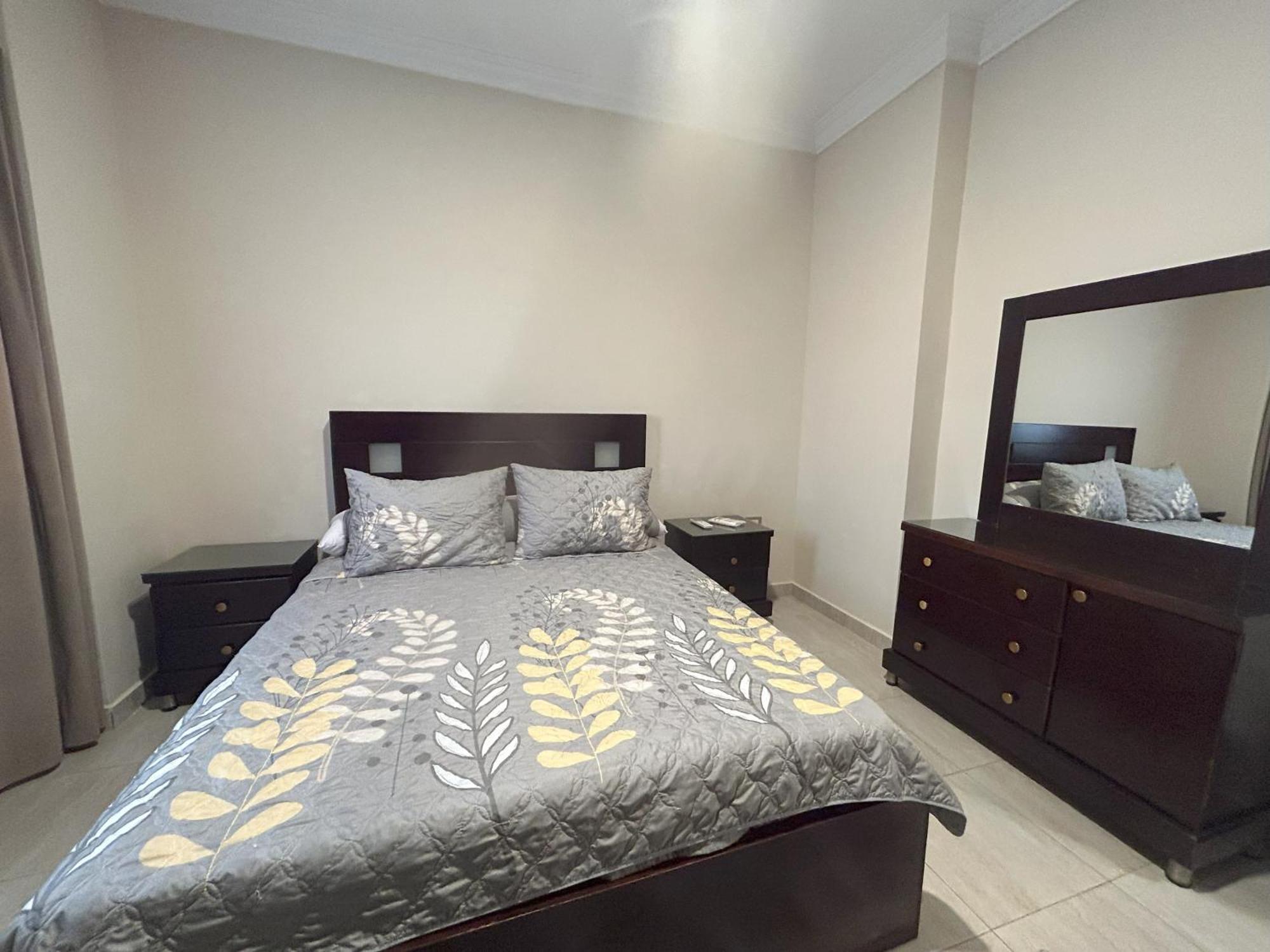 Luxury Apartments Beside Mall Of Arabia And Dar Al-Fouad Hospital - Families Only- No Alcoholic Beverages 6th of October City Екстериор снимка